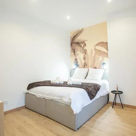 La Chute Des Feuilles - Bundle - Hyper Centre